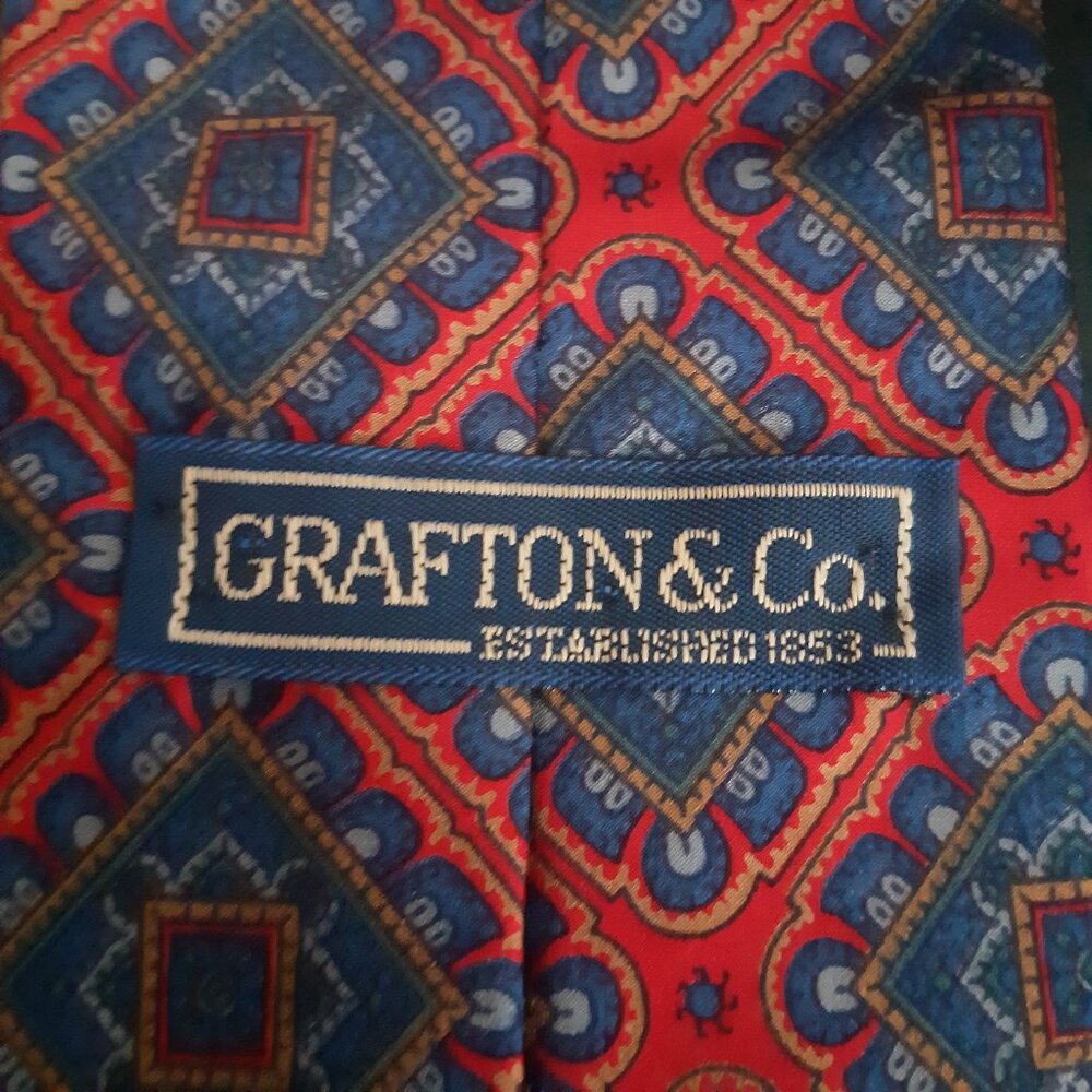 ⚡️BUY 3 for $55⚡️ Grafton & Co Silk Men's Tie, Ornate Square Multicolour Pattern - Picture 7 of 16